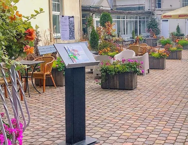 Nb With Free Parking