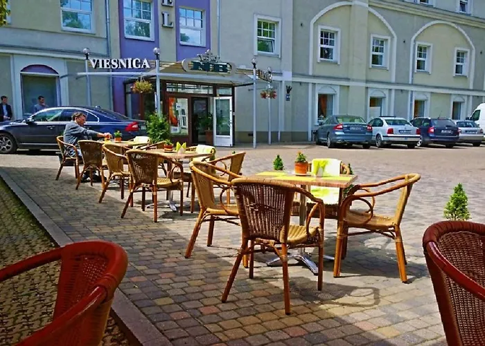 Nb With Free Parking