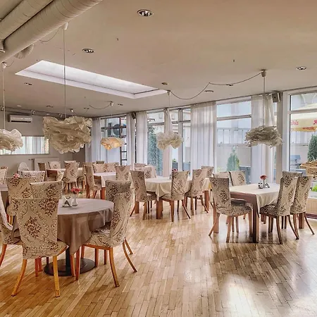 Nb With Free Parking