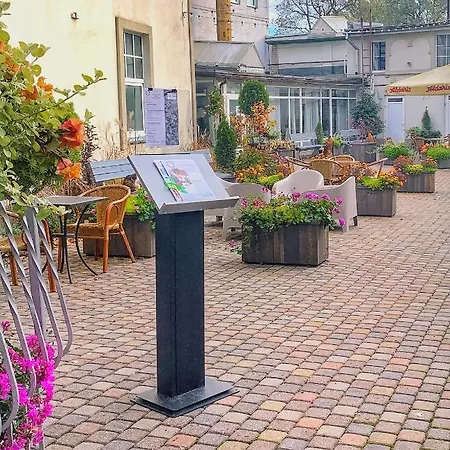 Nb With Free Parking