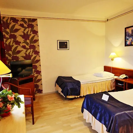 Nb With Free Parking Riga