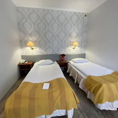 Hotel Nb With Free Parking 3*