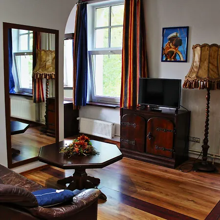 酒店 Nb With Free Parking 3*