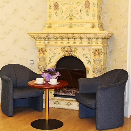 Nb With Free Parking 3* Riga