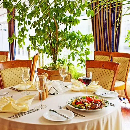 Nb With Free Parking 3*