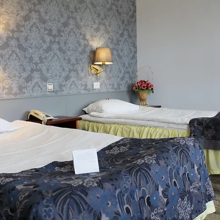 ホテル Nb With Free Parking リガ