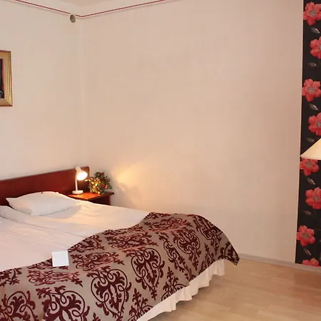 Hotel Nb With Free Parking Riga