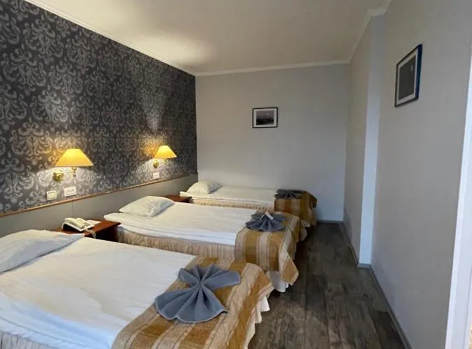 Nb With Free Parking