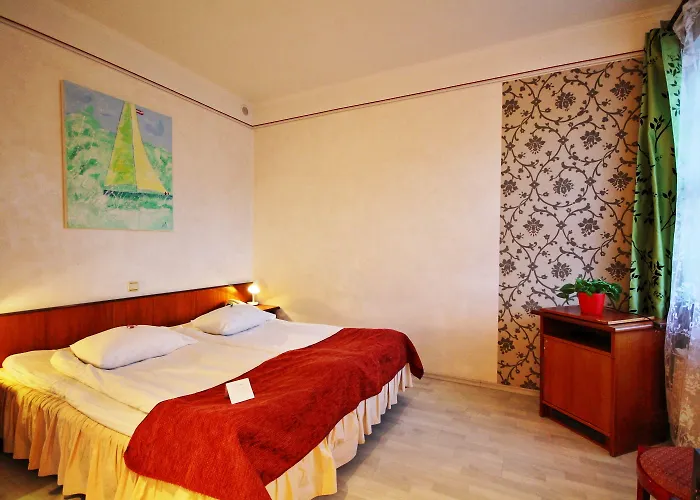 Nb With Free Parking Riga