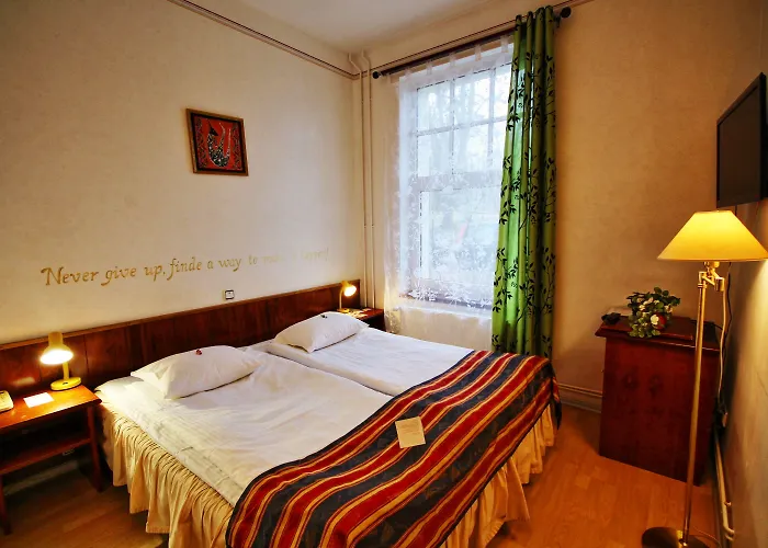 Nb With Free Parking Hotel 3*