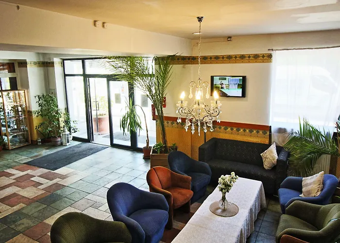 Otel Nb With Free Parking