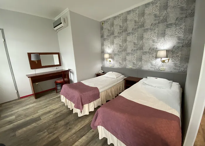 Nb With Free Parking