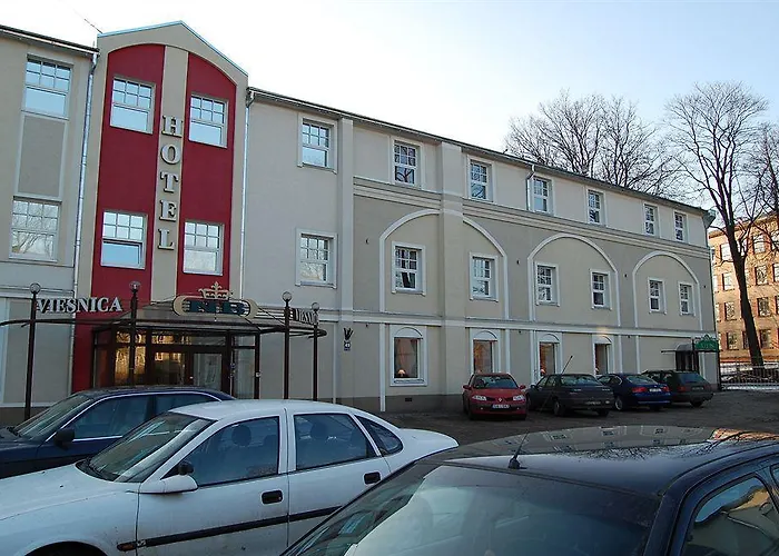 Nb With Free Parking Riga