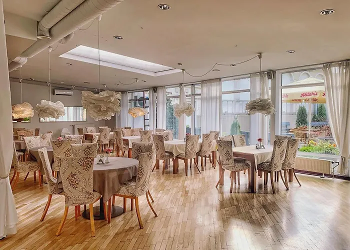 Nb With Free Parking