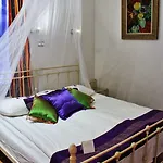 Hotel Nb With Free Parking Riga
