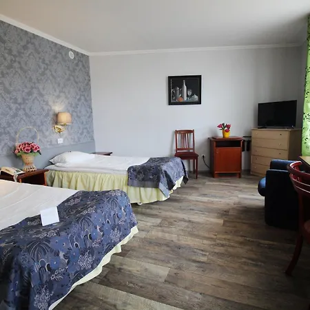 Nb With Free Parking