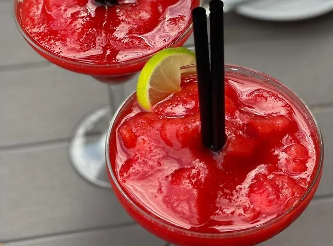 Nb With Free Parking ريغا